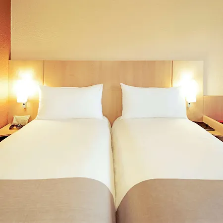 Ibis Poitiers Sud Hotel Exterior photo