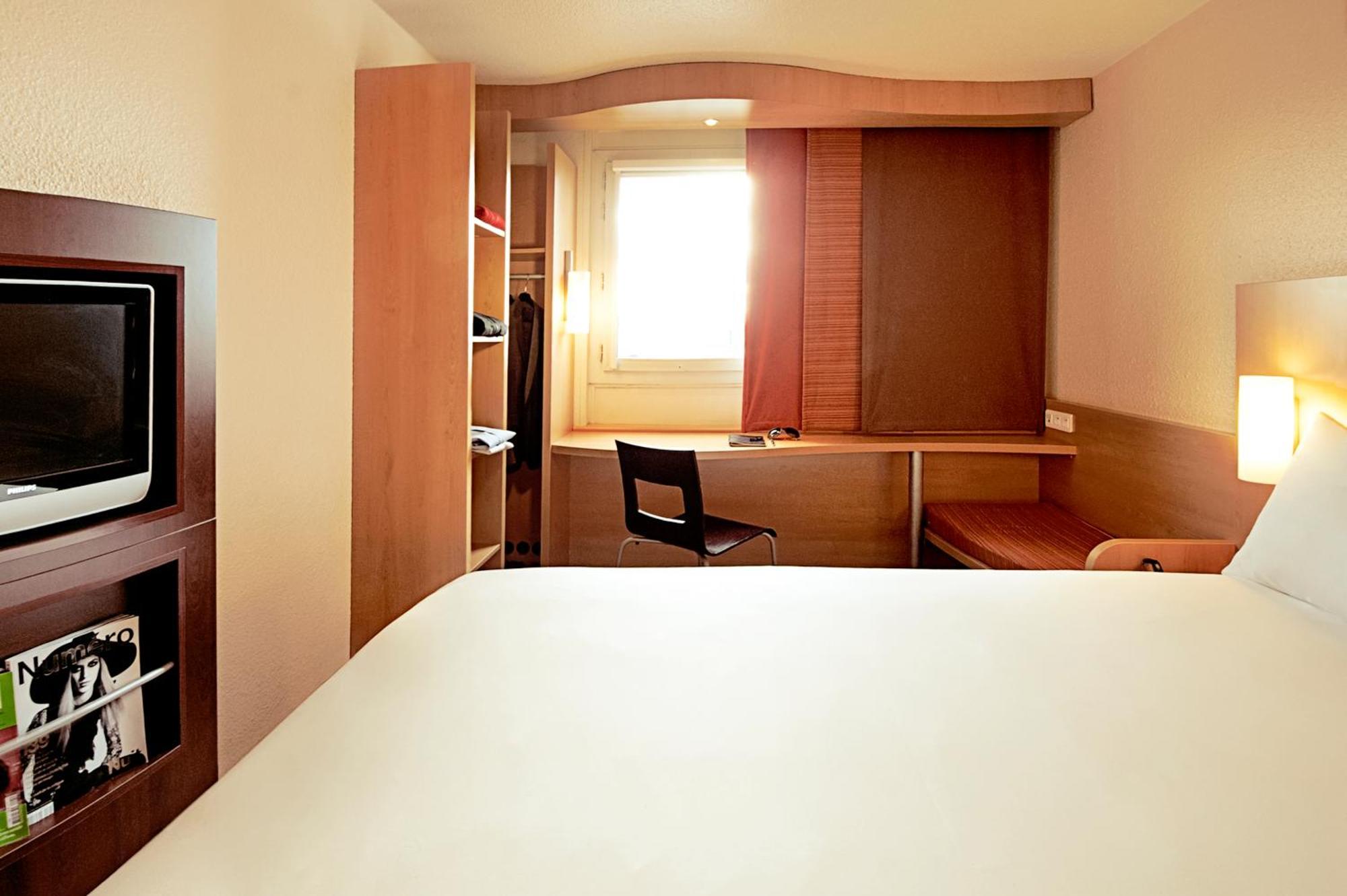 Ibis Sud 3*