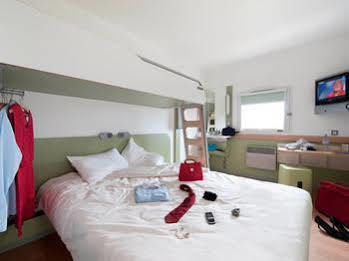Ibis Sud 3*